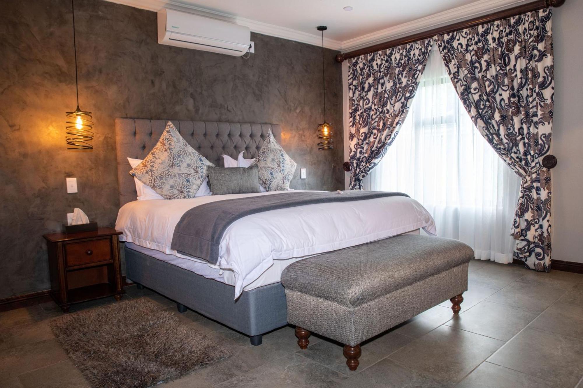 Iso'Bella Vita Guesthouse Phalaborwa Exteriör bild