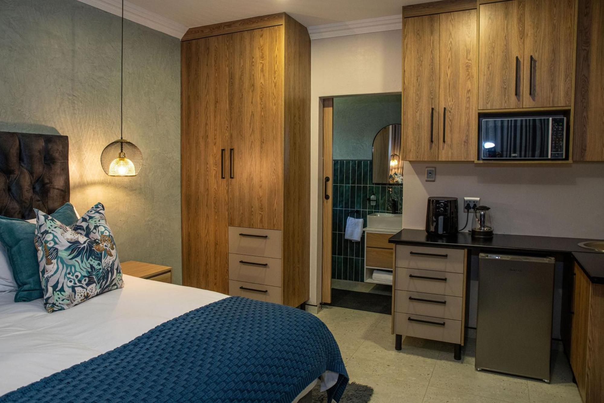 Iso'Bella Vita Guesthouse Phalaborwa Exteriör bild